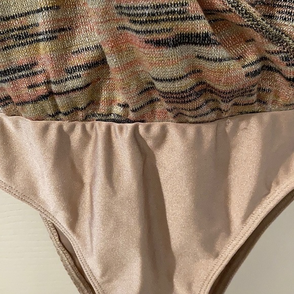 NWT UO halter halter top - Picture 5 of 7